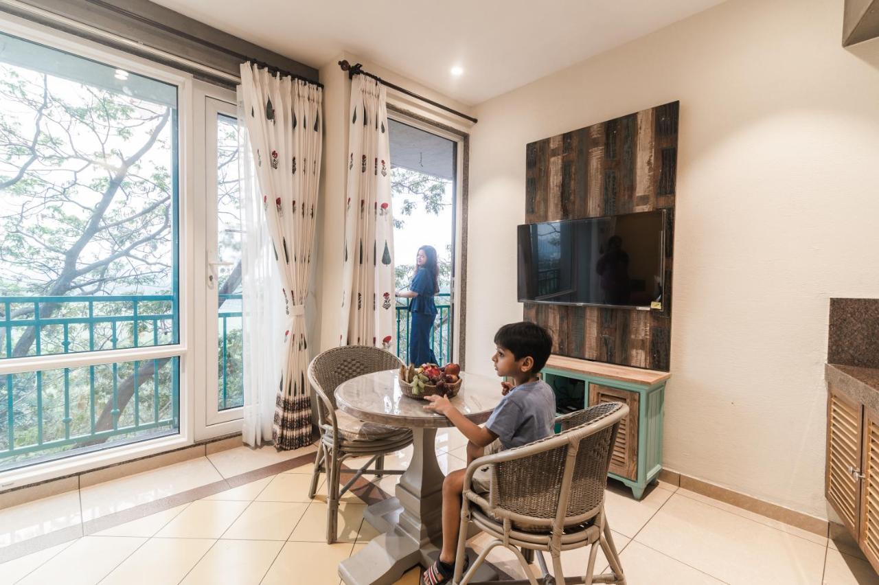 סוראט Bougainvilla Apartment מראה חיצוני תמונה